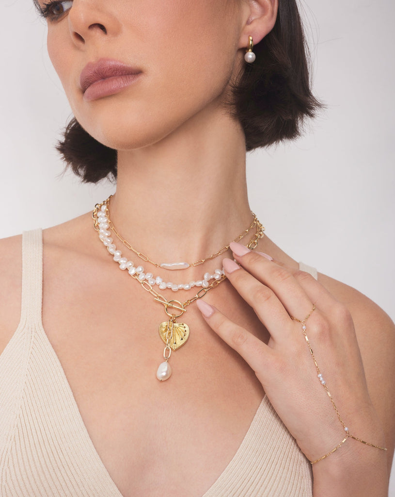 Yaya Hand Chain, Freshwater Pearl