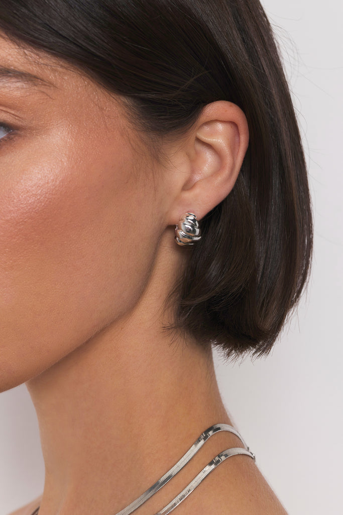 Drew Huggy Hoop, Silver