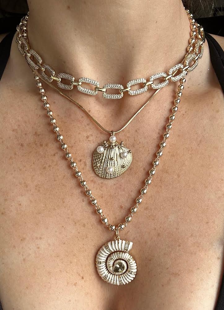 Isla Shell Necklace