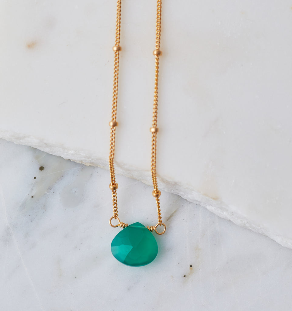 Stone Drop Choker, Emerald Chalcedony