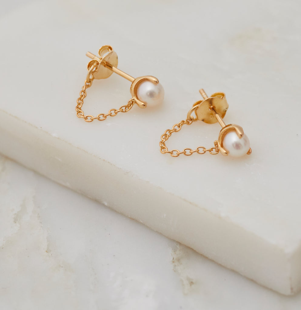 Intergalactic Studs