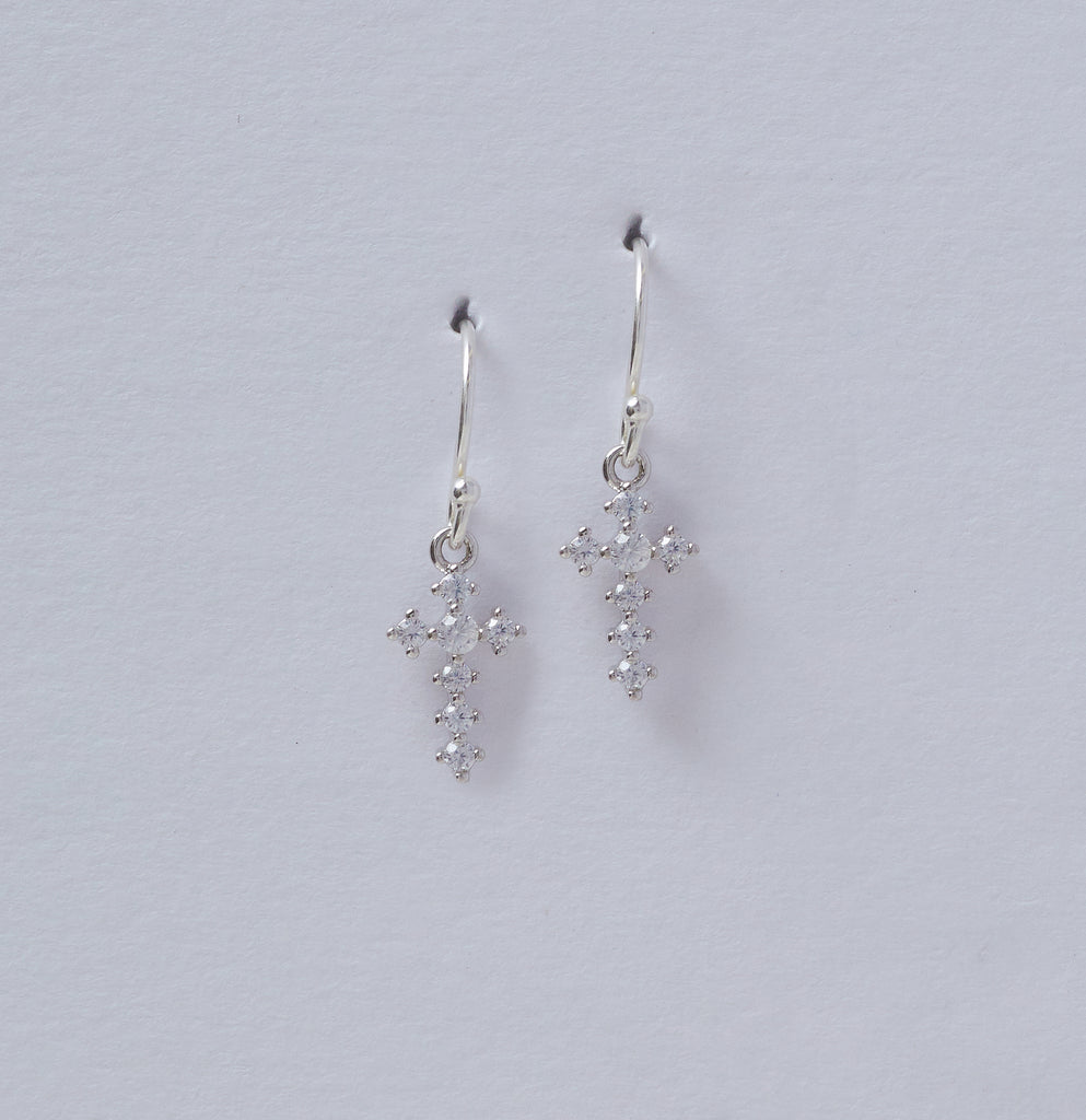 Priere CZ Cross Dangle, Silver