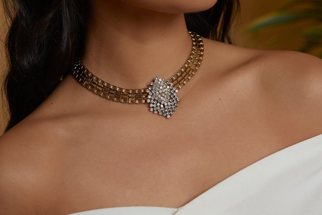 The Monroe Choker