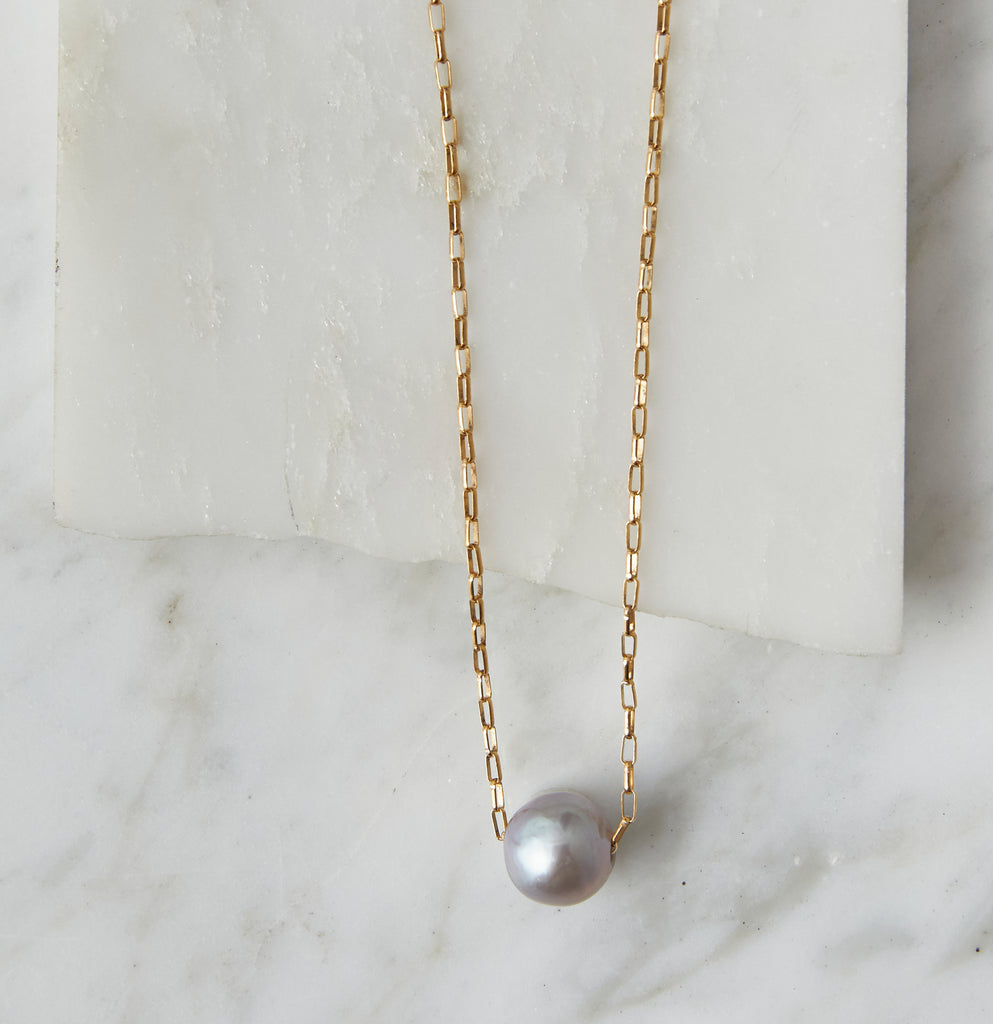 De La Mer Peacock Pearl