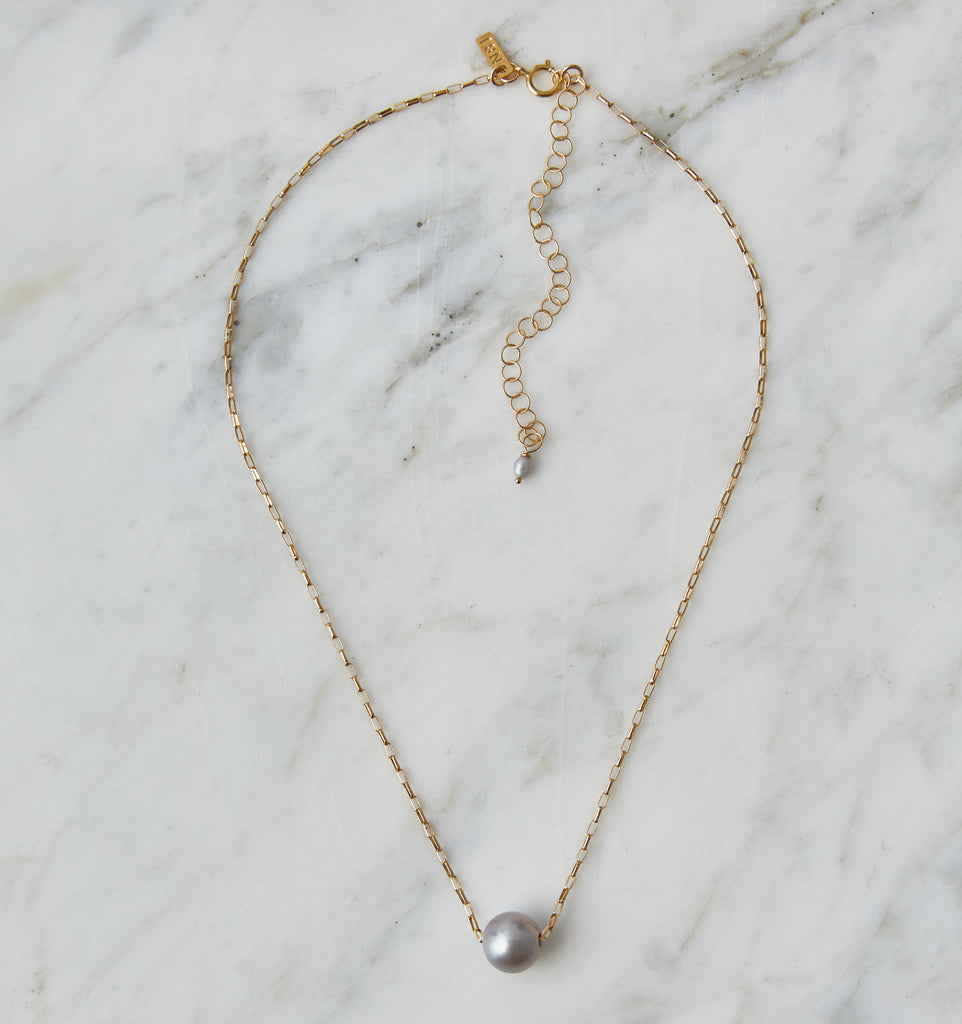 De La Mer Peacock Pearl