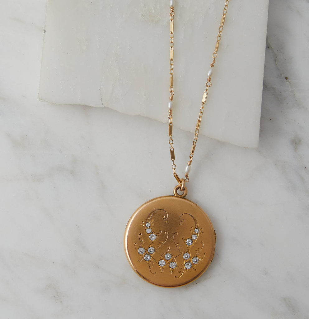 Elsie Victorian Round Locket