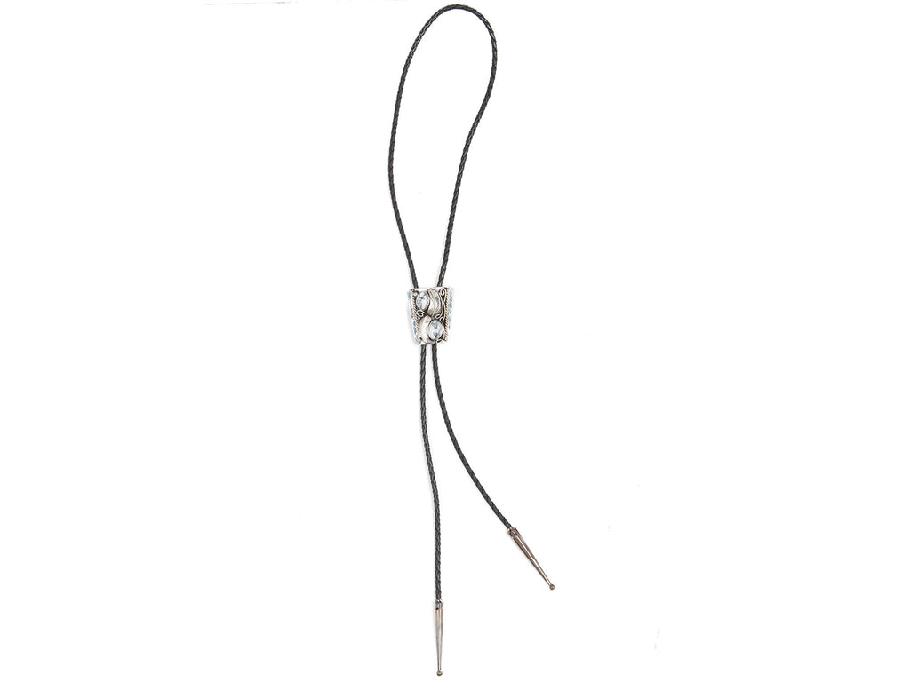 Dakota Bolo, White Horse
