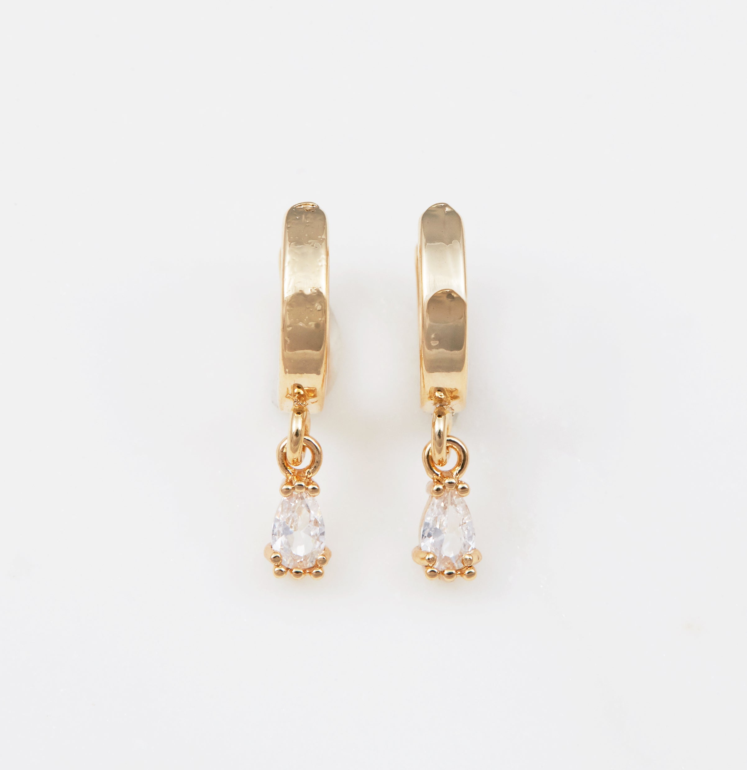 Elsa Huggy Hoop – Natalie B. Jewelry