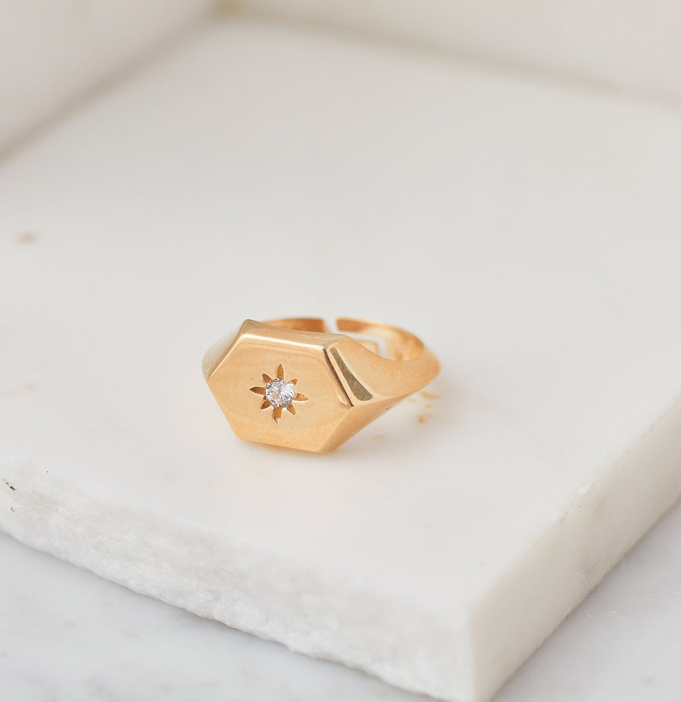 Star Gazer Signet Ring, Gold