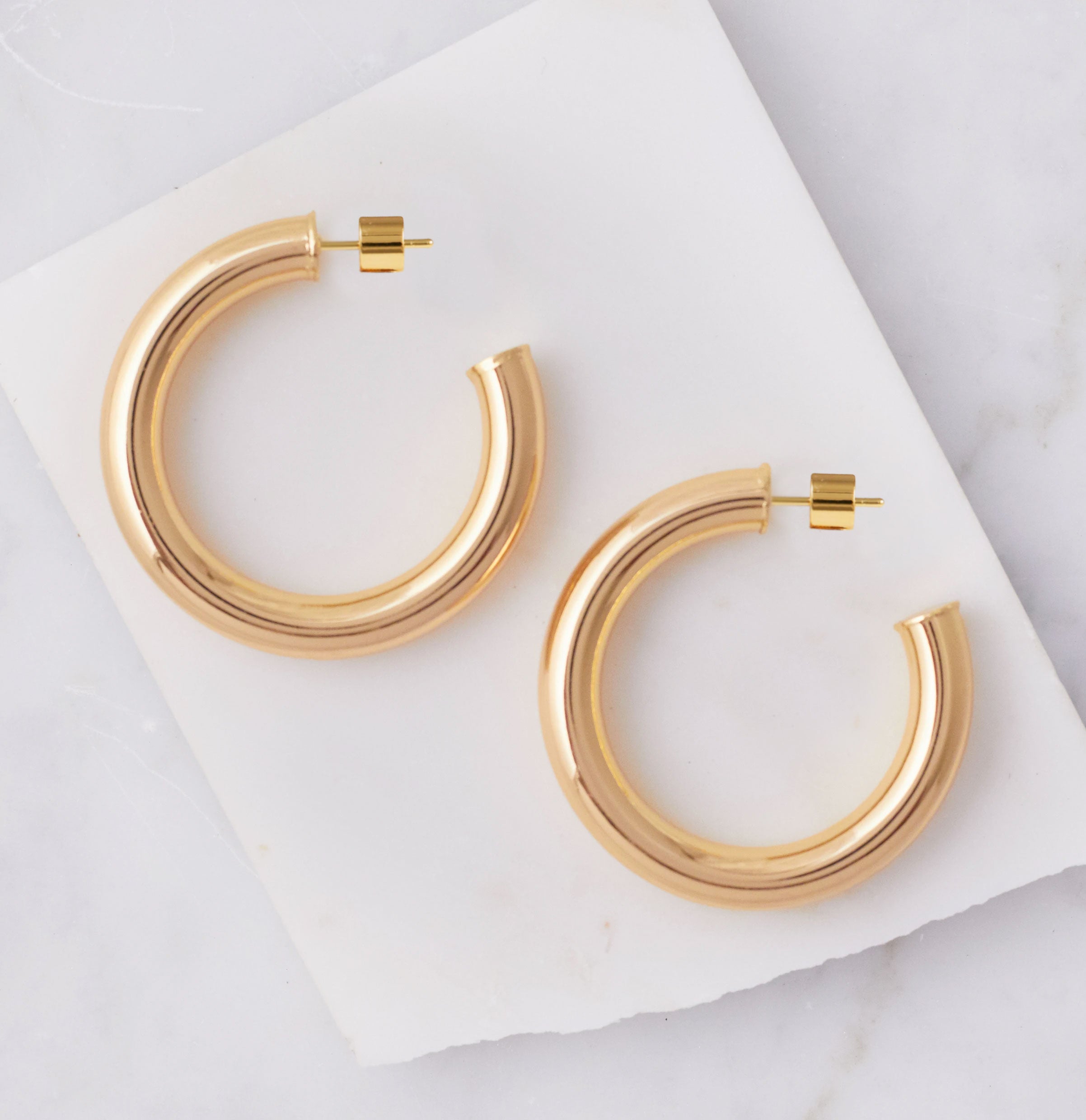 Adina Hoop, Gold – Natalie B. Jewelry